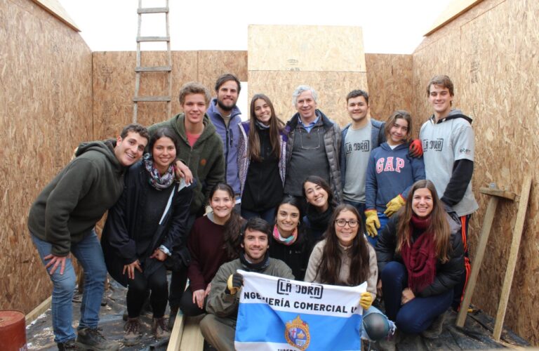 Estudiantes de ingeniería comercial.